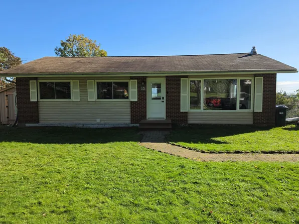 15 Muriel Ave, Dartmouth, NS B2W 2E4