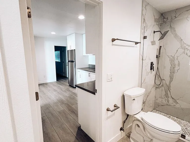 Harbor Blvd Apts. — Photo 10