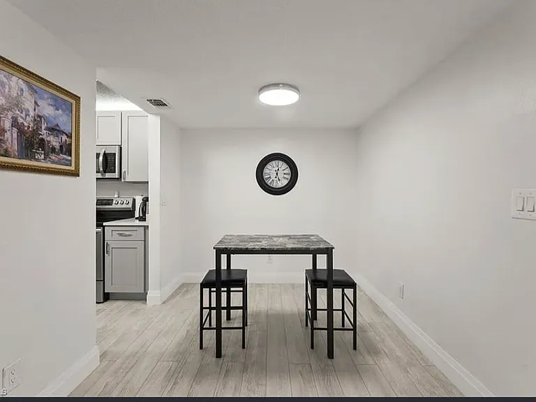 Santa Clara Dr — Photo 16