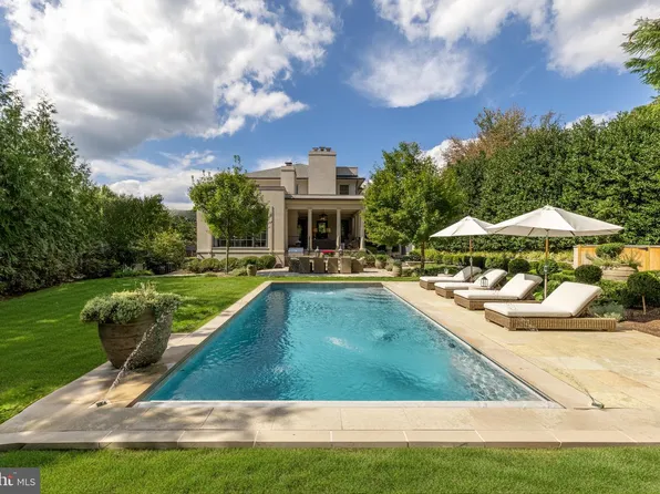 4849 Kemble Pl NW, Washington, DC 20007