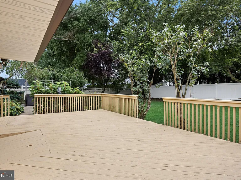 10 Traynor Ln — Photo 25