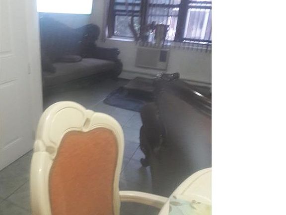 3rd image of 2805 Creston Ave APT C1