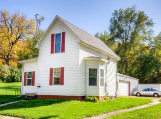 301 Fry St, Colfax, IA 50054
