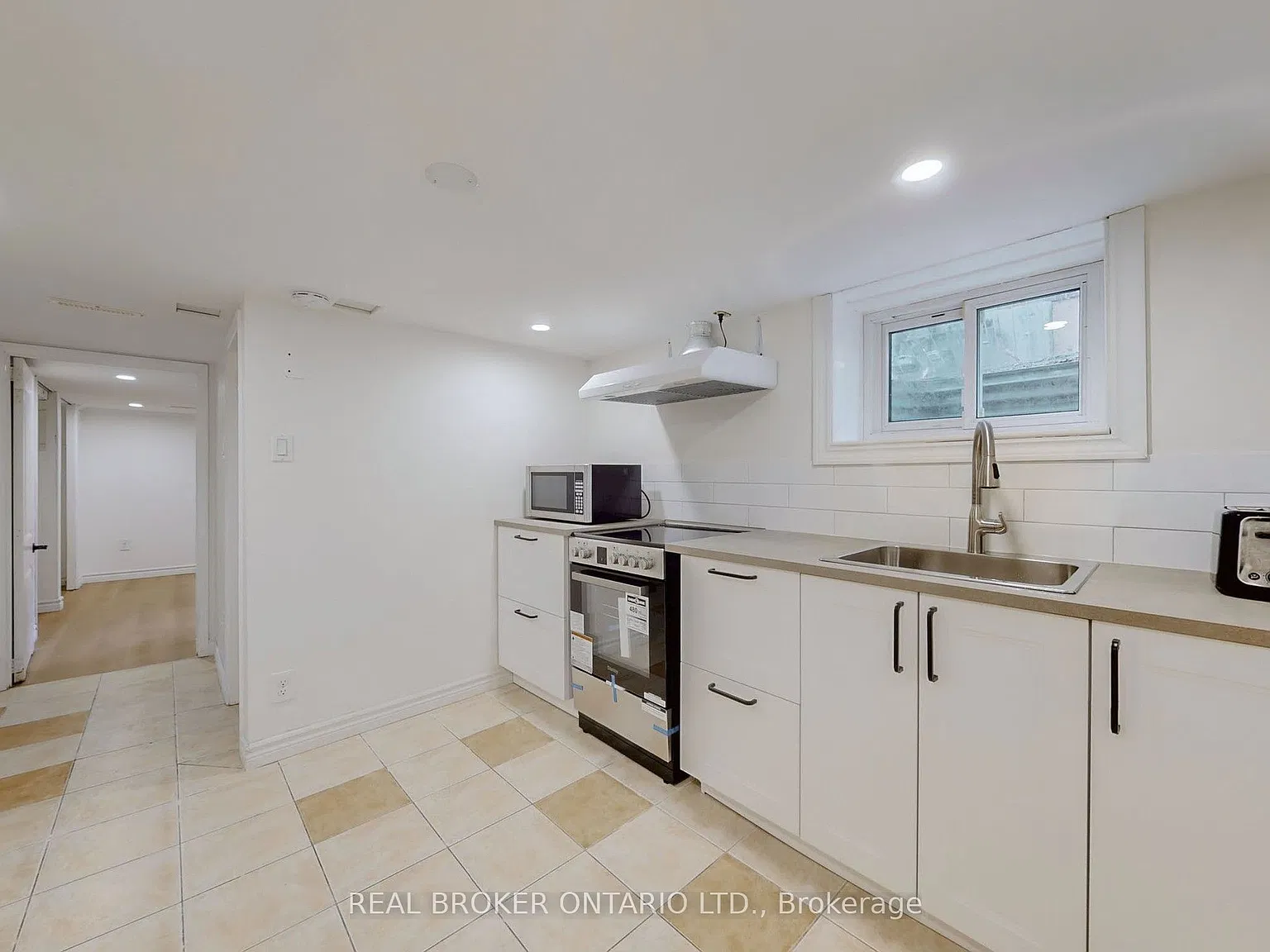 2 bed, $1,700 — Photo 3