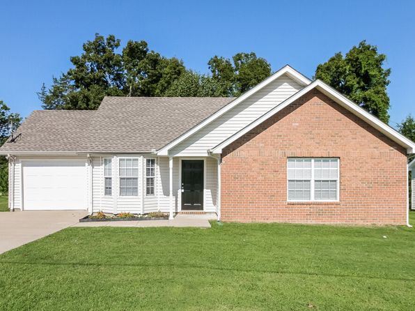 1318 Lyndsey Ridge Dr