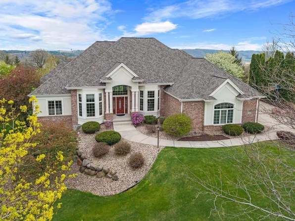 7549 Summit Ridge Road, Middleton, WI 53562