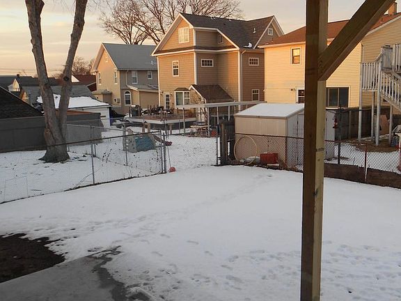 4th image of 519 New York Ave #2