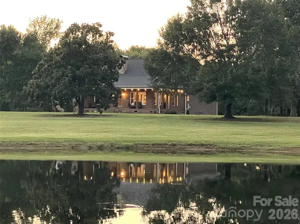 4445 Rowell Rd, Lancaster, SC 29720