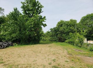 321 Bowen Ln, Dyersburg, TN 38024
