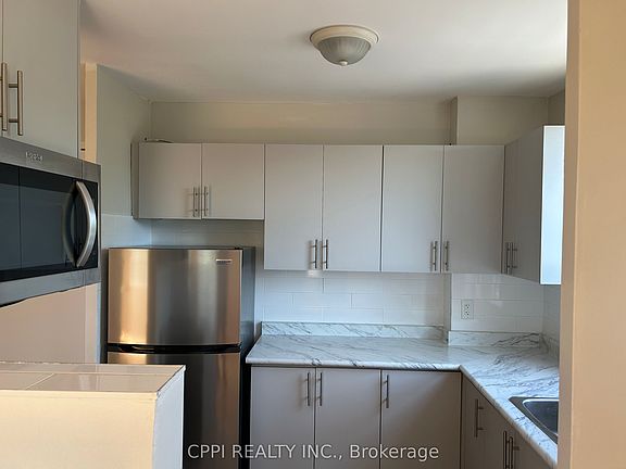 4th image of 6 Hill Heights Rd #302