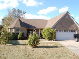 128 Kenton Ct, Nicholasville, KY 40356