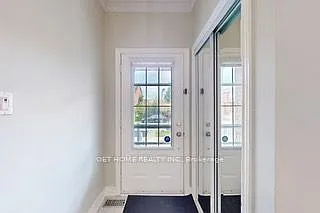 48 Goldenwood Cres — Photo 5