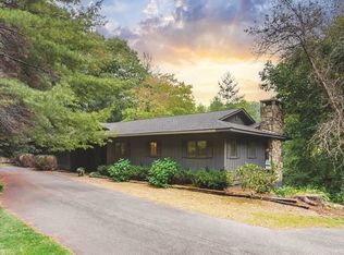 101 Dogwood Ct, Highlands, NC 28741