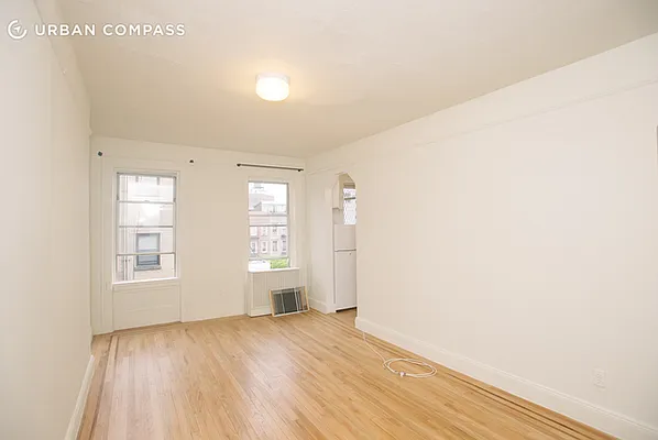 Rented by Compass | media 28