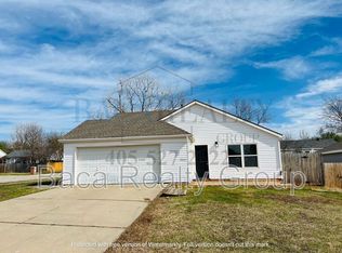 1044 Shadowlake Rd, Norman, OK 73071