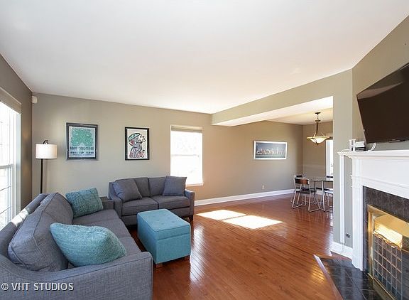 2nd image of 733 Burton Dr