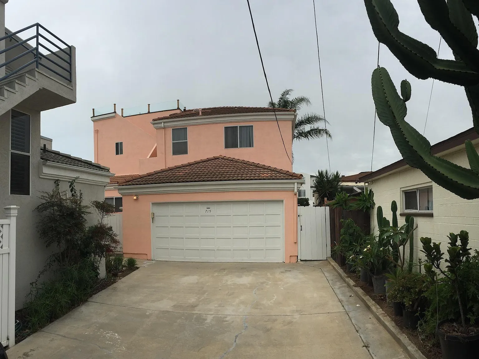 3 bed, 2.5 bath, 2309 sqft, $8,000 — Photo 3