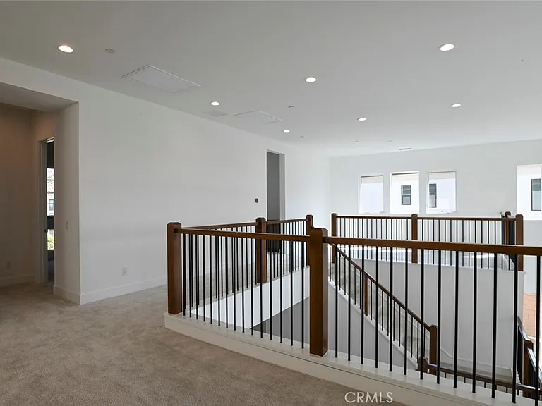 20552 Edgewood Ct — Photo 35