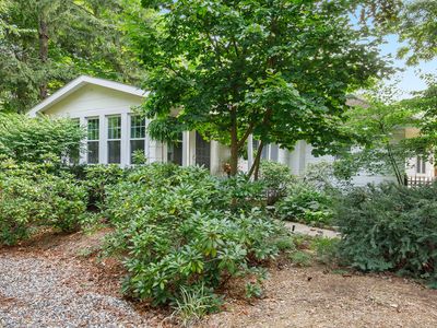 1055 Holland St, Saugatuck, MI, 49453