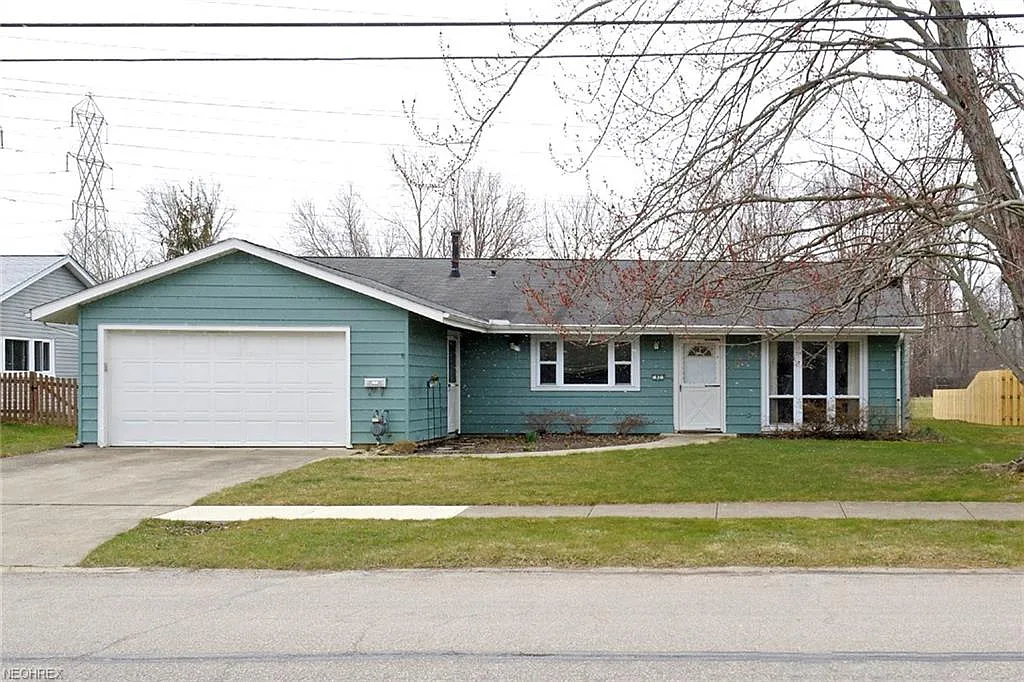 83 Meadow Dr photo 1