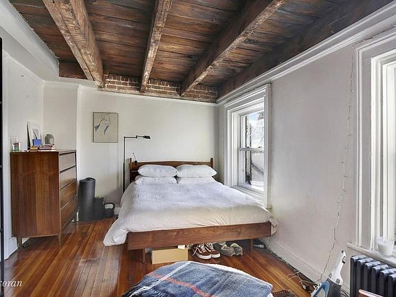 4th image of 120 Montague St APT 15E