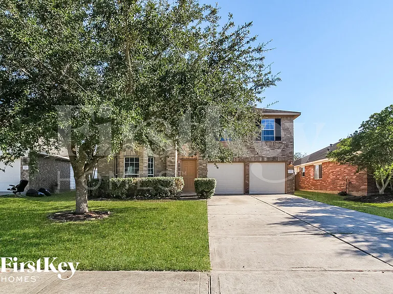 2811 Long Grove Ln — Photo 2