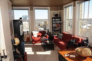 1st image of 300 S 16th St APT 1005