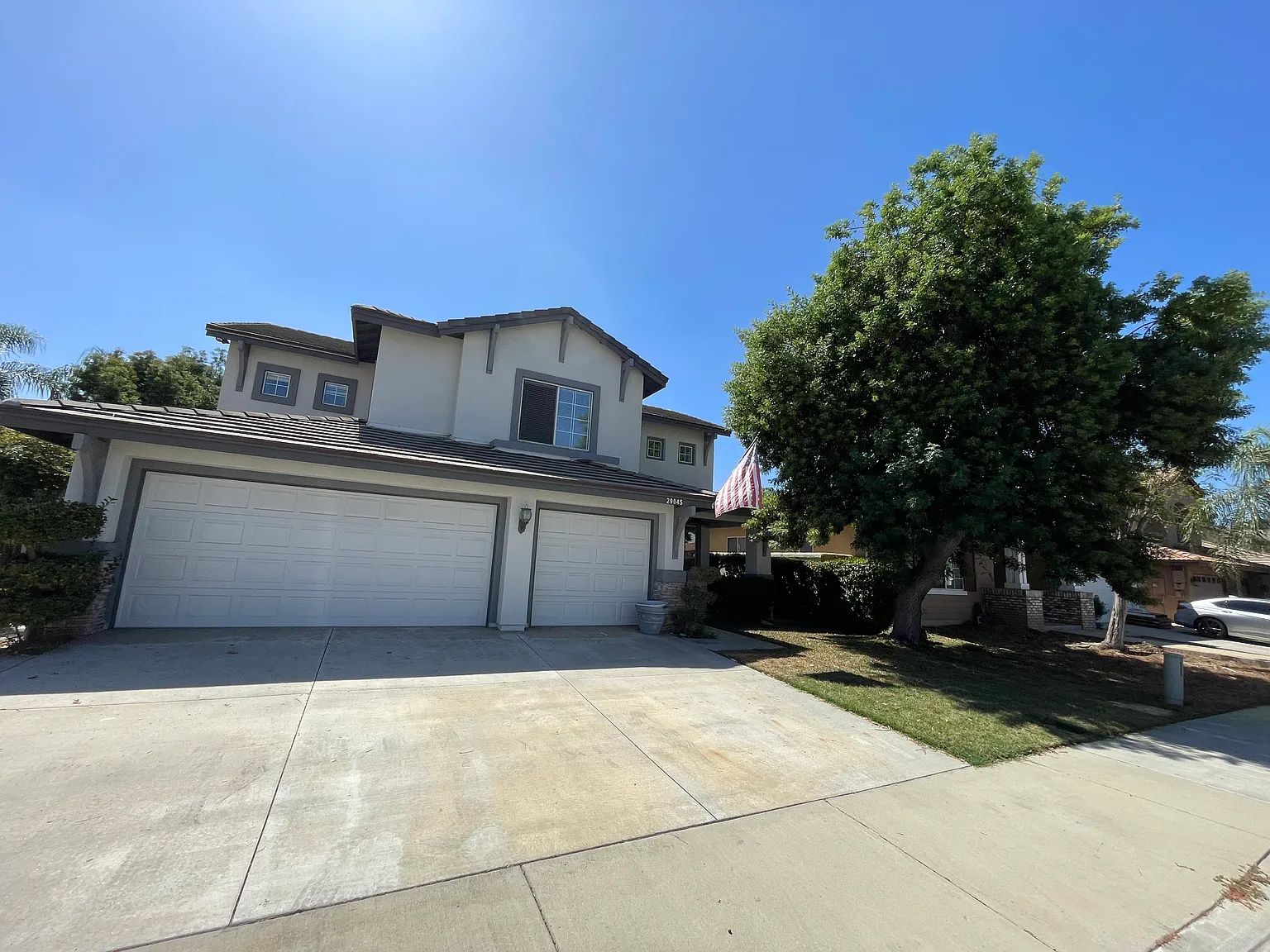 4 bed, 2357 sqft, $3,100 — Photo 3