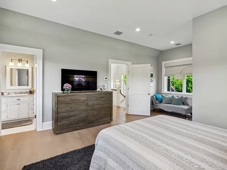 29 Wood Edge Ct — Photo 24