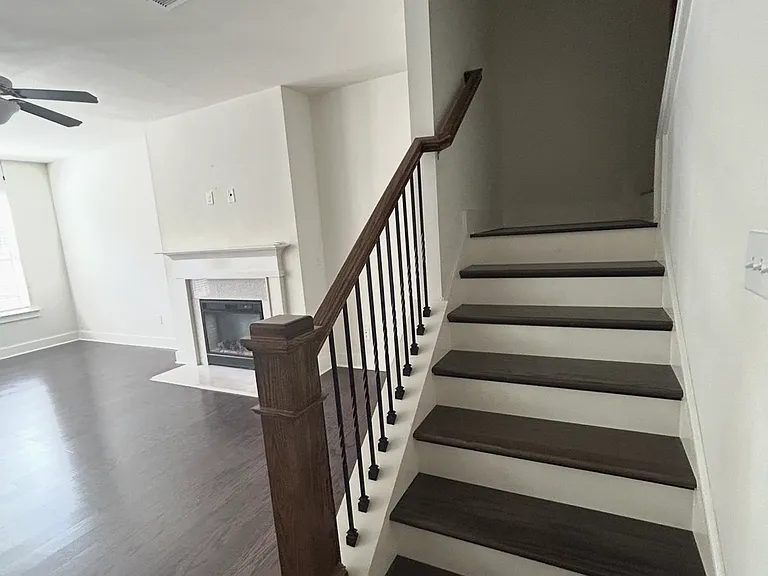 18 Steelwood Ct — Photo 9