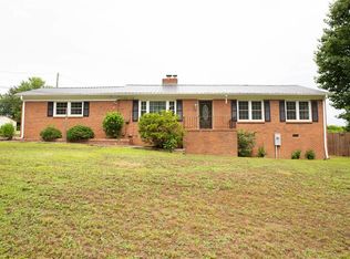 463 Black Snake Rd, Easley, SC 29640