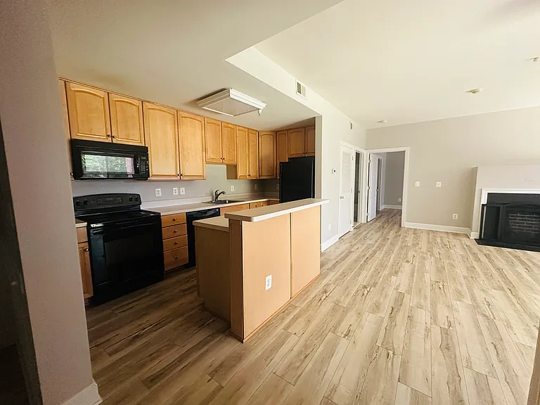 10600 Provincial Dr #102 — Photo 1