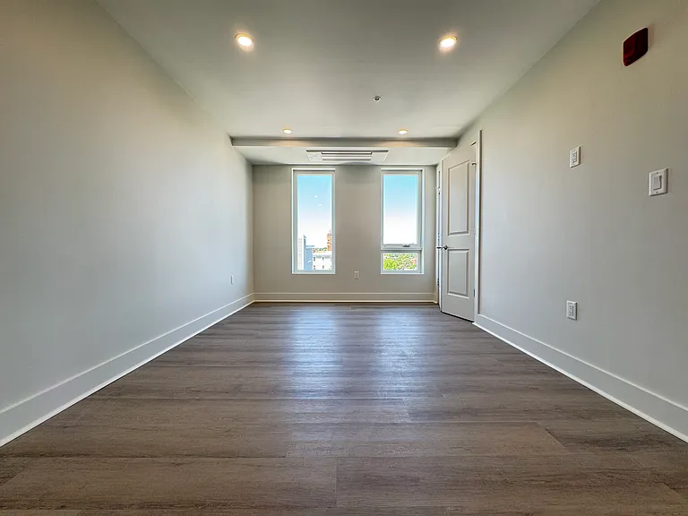 386 Atwells Ave #1A — Photo 8