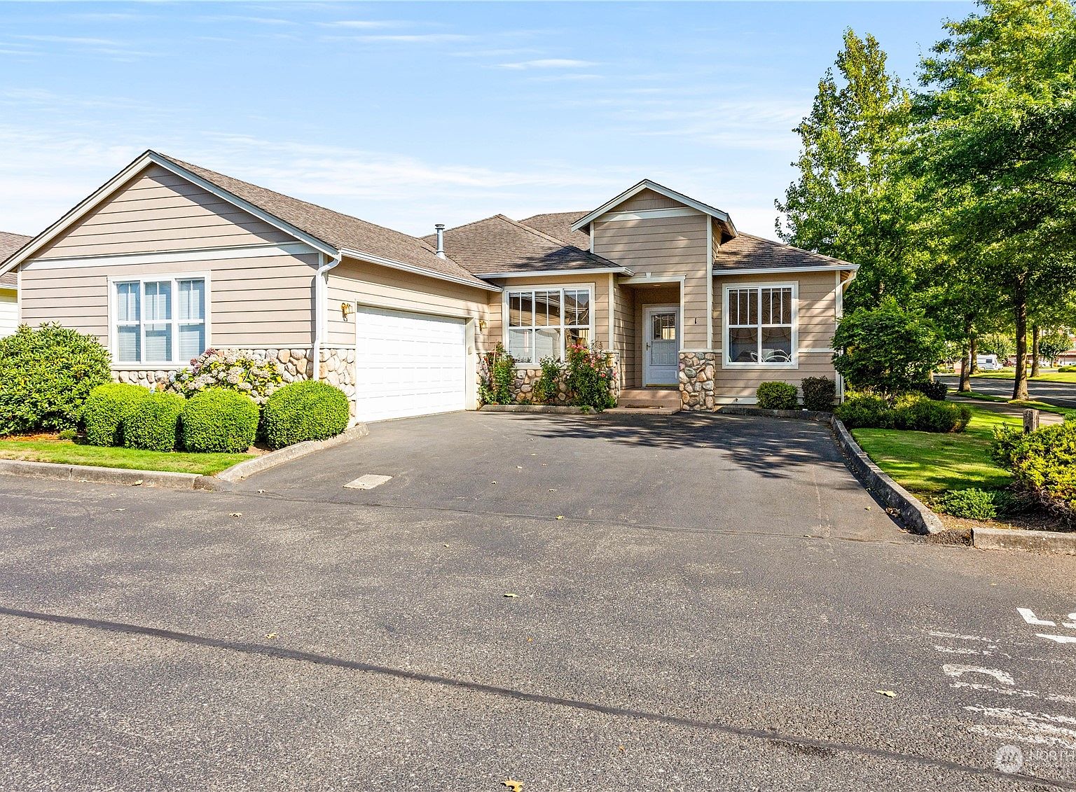 500 Fieldstone Loop UNIT 1