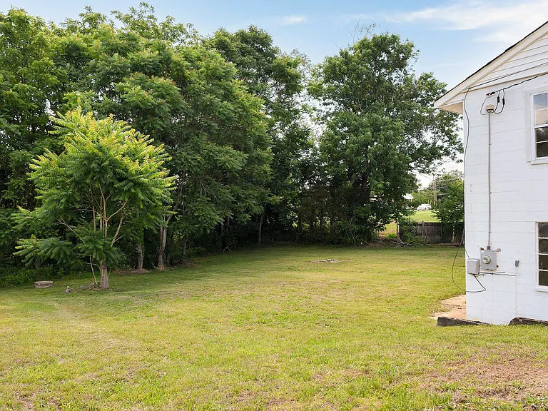 5225 Summit Dr — Photo 13