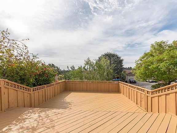 3rd image of 1575 Ascension Dr
