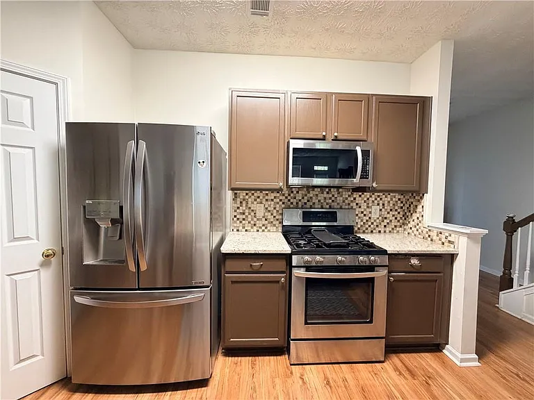 1525 Paramount View Trce — Photo 8