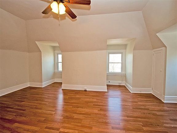 Livingroom - 1