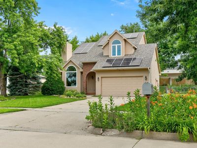 5915 Brookview Dr, West Des Moines, IA, 50266