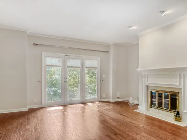 229 Westchase Dr, Nashville, TN 37205