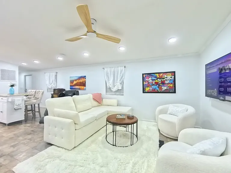 1435 Los Robles Ave #1 — Photo 1
