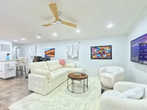 1435 Los Robles Ave #1, Saint Augustine, FL 32084