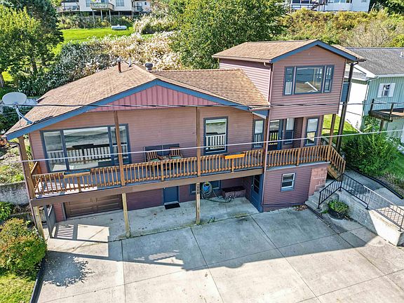 3rd image of 1906 Blue Heron Ln