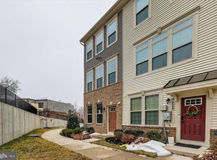 9430 Oak Grove Ln, Gaithersburg, MD 20886