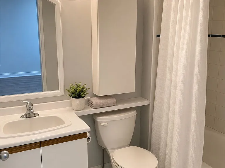 21 Overlea Blvd #1202 — Photo 10