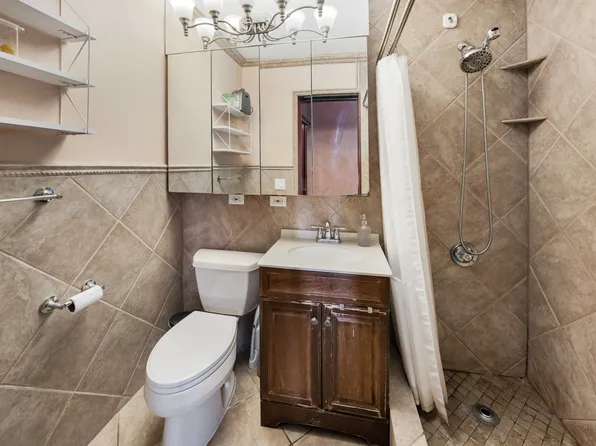 4-74 48th Avenue image 13 of 16