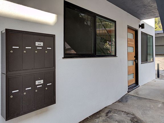 2nd image of 2314 Glendale Blvd APT 4