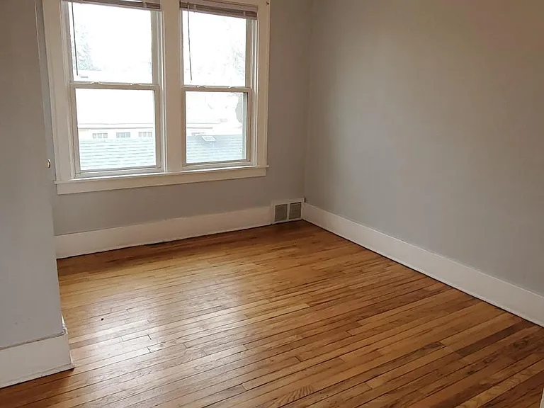 351 Edgewood Pl #2 — Photo 7