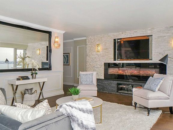3rd image of 166-25 Powells Cove Blvd #8A