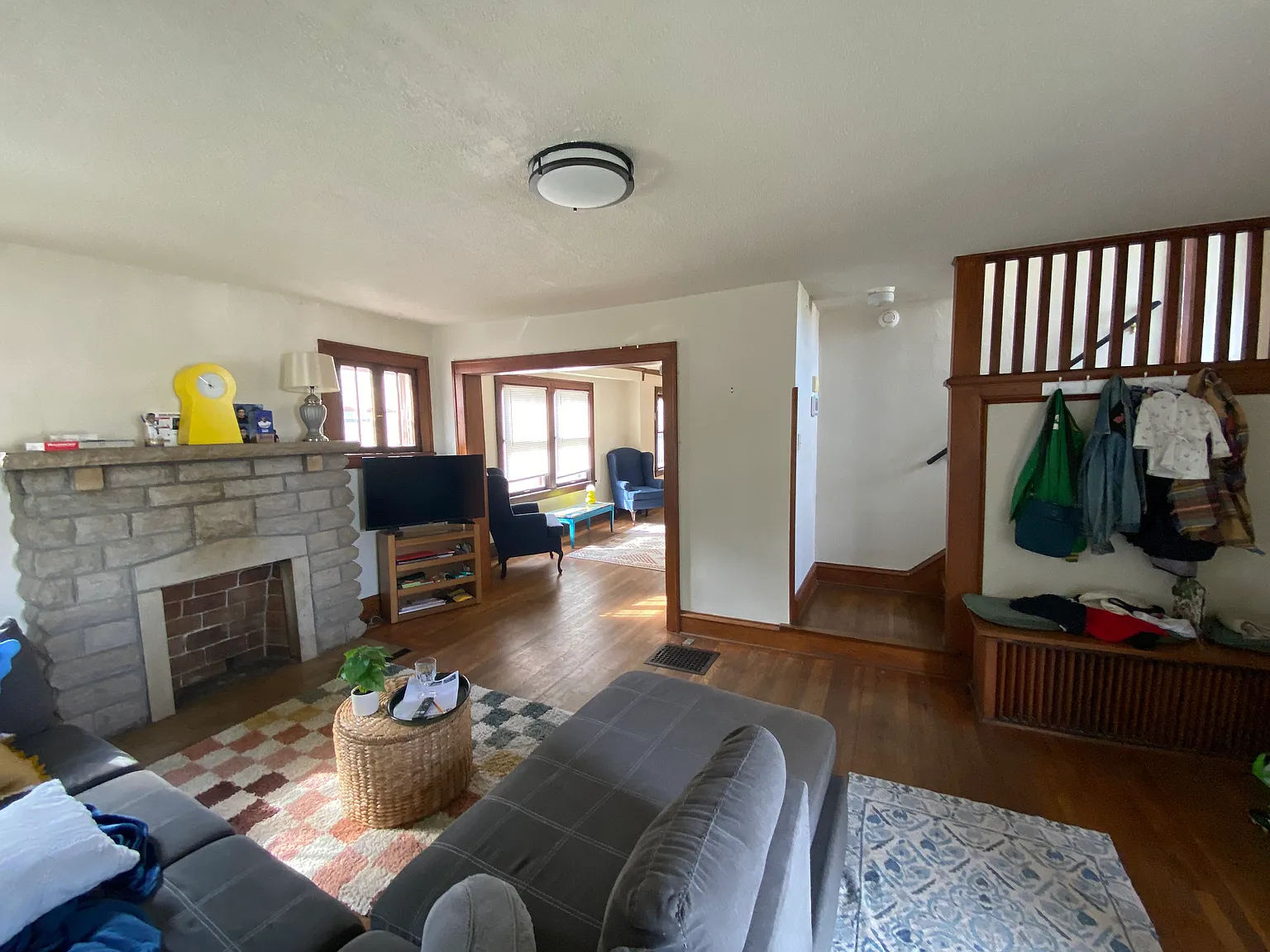 3 bed, 1437 sqft, $1,860 — Photo 4